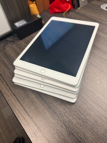 Apple ipad 8a - apple, generazione
